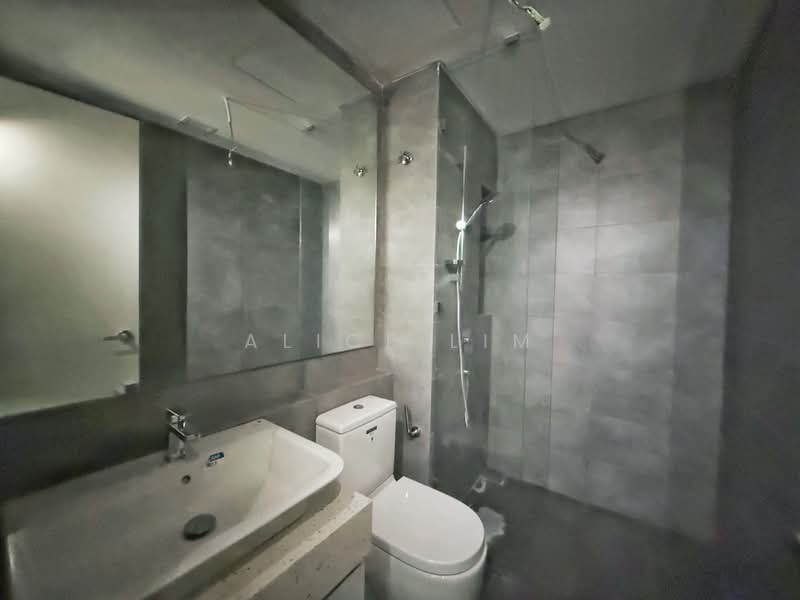 Kondominium untuk Dijual di ALIX Residences - Alice Lim - Bathroom - PropertyGuru.com.my