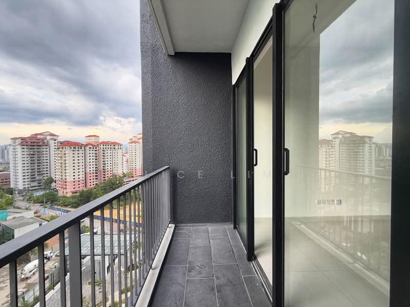 Kondominium untuk Dijual di ALIX Residences - Alice Lim - Balcony - PropertyGuru.com.my