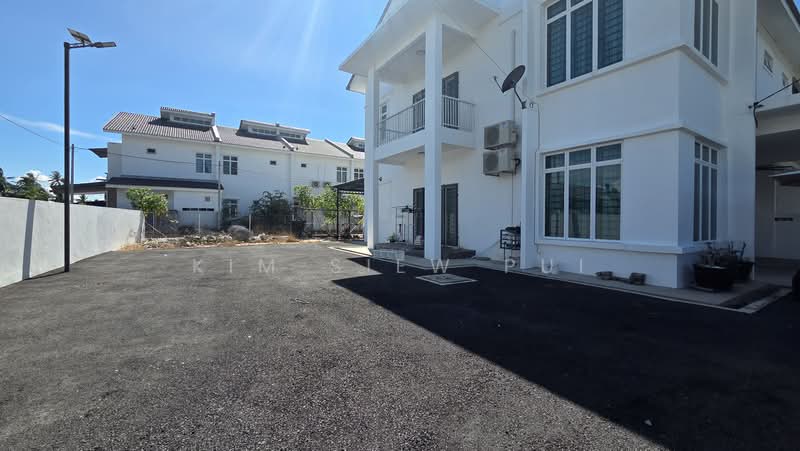 Semi-Detached House for Rent in Kota Bharu (Kelantan) - Kim Siew Pui - Exterior - PropertyGuru.com.my