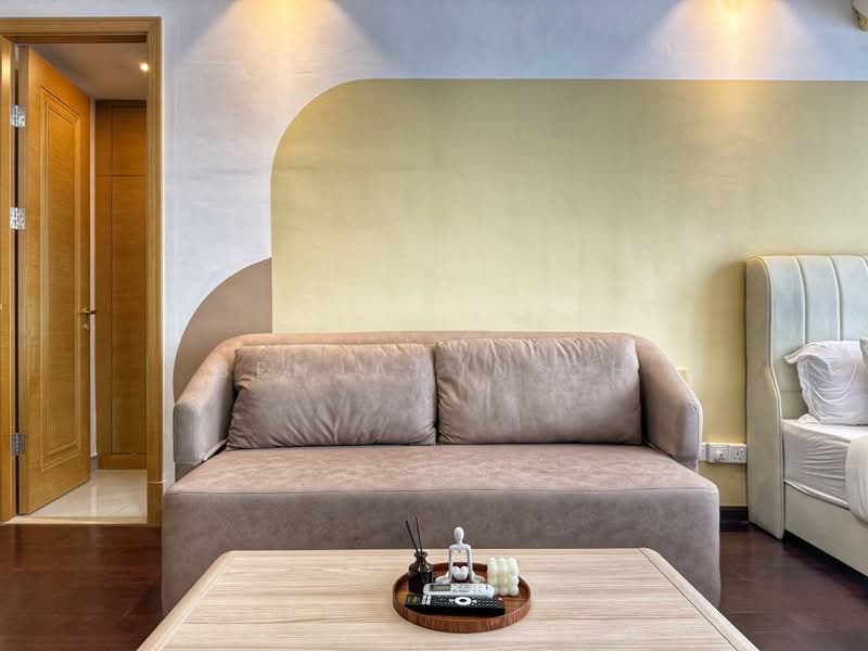 Servis Apartment untuk Disewa di R&F Princess Cove Phase 1 - Benjamin Oh - Living Room - PropertyGuru.com.my