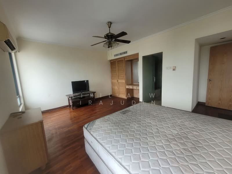 Condominium for Rent at 202 DC (Desa Cahaya) - Khairil Anwar Sirajudin - Bedroom - PropertyGuru.com.my