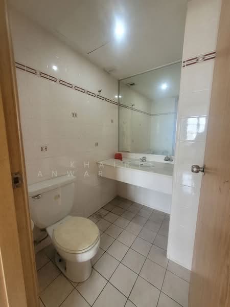 Condominium for Rent at 202 DC (Desa Cahaya) - Khairil Anwar Sirajudin - Bathroom - PropertyGuru.com.my