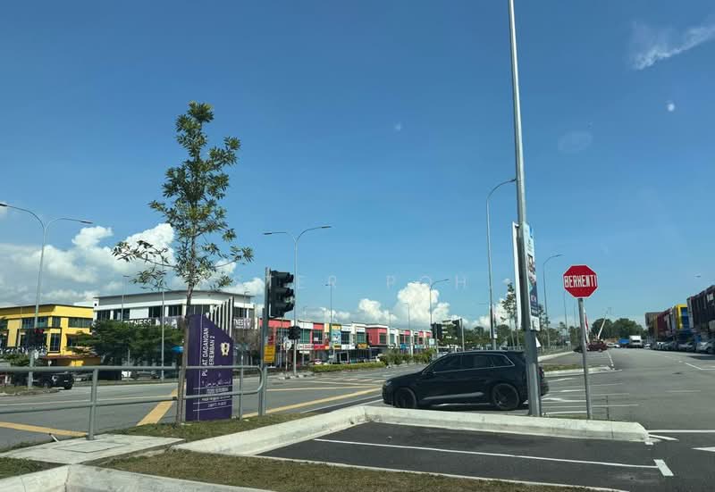 Kedai untuk Disewa di Seremban 2 (Negeri Sembilan) - Ester Poh. - Exterior - PropertyGuru.com.my