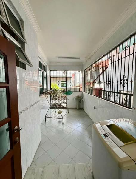 Semi-Detached House for Sale in Taman Perling (Perling) - See Yin . - Balcony - PropertyGuru.com.my