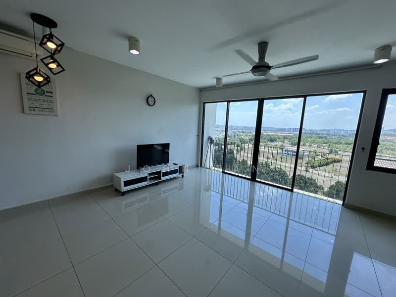 Servis Apartment untuk Dijual di Trefoil @ Setia City - John Tan - Living Room - PropertyGuru.com.my