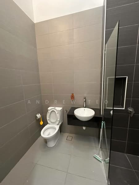 Cluster House for Sale in Eco Spring (Johor Bahru) - Andrew Teo - Bathroom - PropertyGuru.com.my