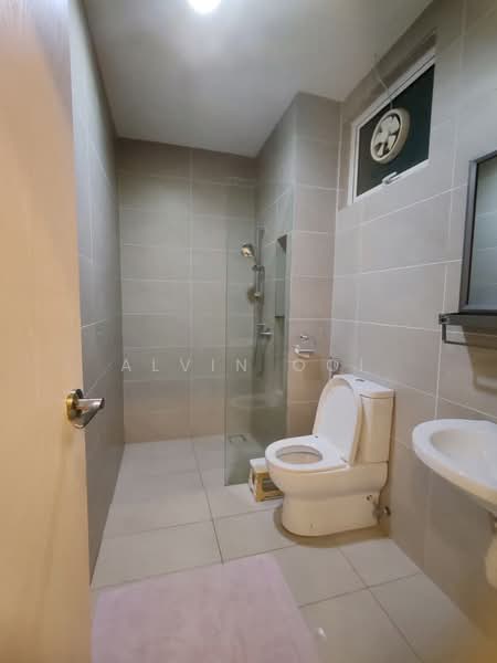 Kondominium untuk Disewa di Setia Pinnacle - Alvin Ooi - Bathroom - PropertyGuru.com.my