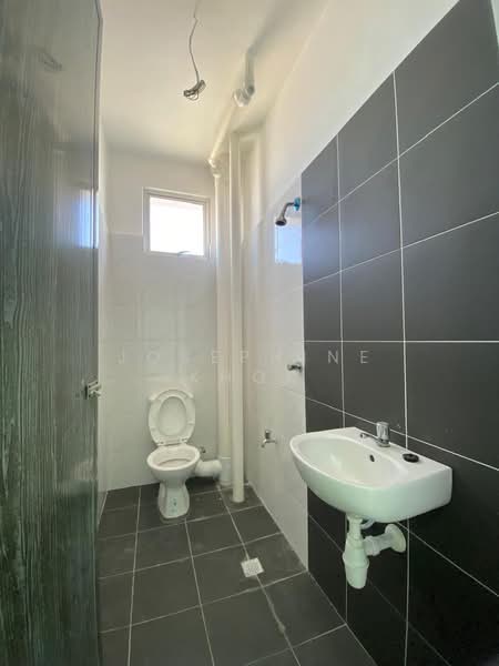 Pangsapuri untuk Disewa di The Rise Collection 2 - Josephine Khor - Bathroom - PropertyGuru.com.my