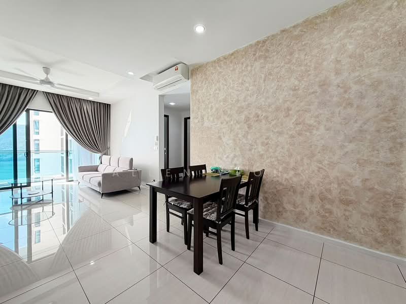 Kondominium untuk Disewa di Queens Residences Q1 @ Queens Waterfront - Allen Yeoh - Living Room - PropertyGuru.com.my