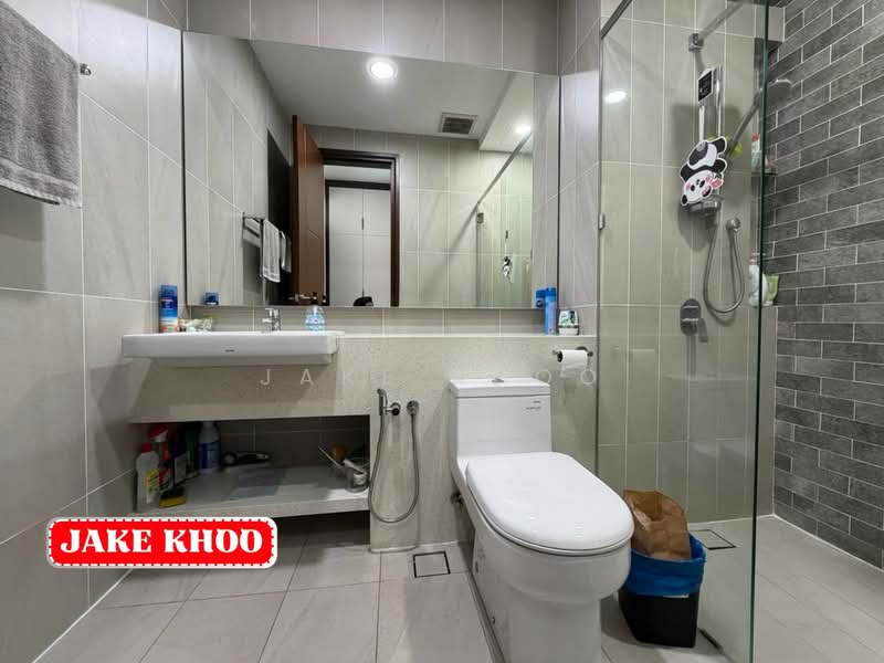 Condominium for Rent at Queens Residences Q1 @ Queens Waterfront - Jake Khoo - Bathroom - PropertyGuru.com.my