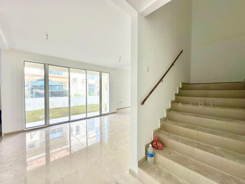 Semi-Detached House for Sale in Klang (Selangor) - Muhammad Rushaidi - Living Room - PropertyGuru.com.my