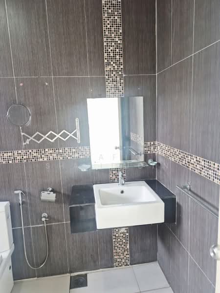 Rumah Teres 2 Tingkat untuk Dijual di D'Kayangan (Shah Alam) - Syafiq Sharifudin - PropertyGuru.com.my