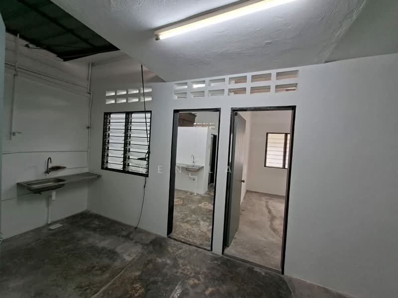 Rumah Teres 1 Tingkat untuk Disewa di Jinjang Utara (Jinjang) - Ken Lai - Dining area - PropertyGuru.com.my