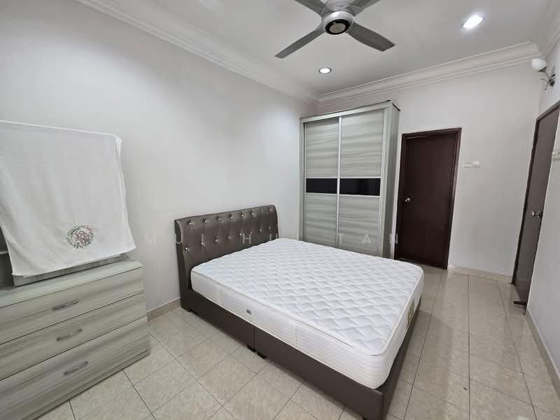 Rumah Teres 1 Tingkat untuk Disewa di Bandar Seri Alam (Masai) - Mui Hui Tan - PropertyGuru.com.my