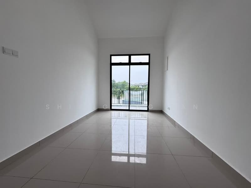 2-storey Terraced House for Sale in Taman Seri Austin (Tebrau) - Shiang Yng Tan - Balcony - PropertyGuru.com.my