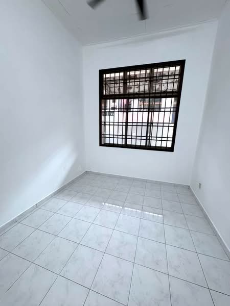 1-storey Terraced House for Sale in Taman Puteri Wangsa (Ulu Tiram) - Karl Lim - Interior - PropertyGuru.com.my