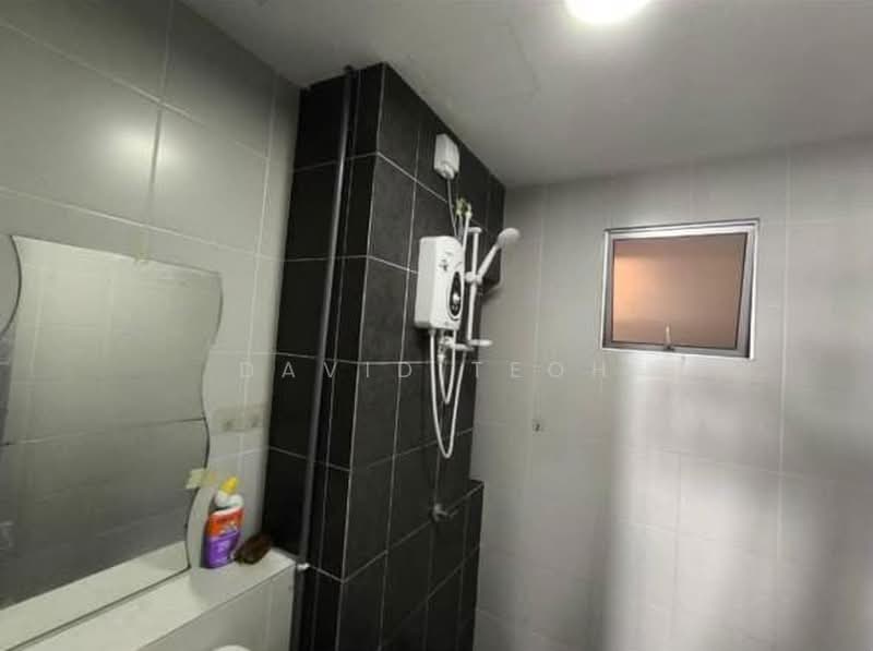 Pangsapuri untuk Disewa di D'Cerrum Apartment - David Teoh - Bathroom - PropertyGuru.com.my