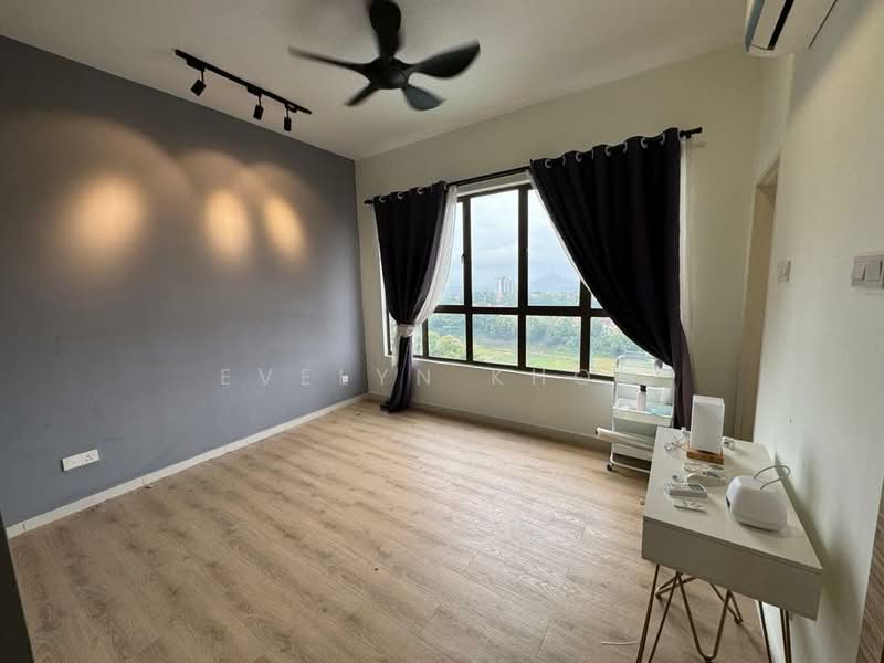 Condominium for Sale at Suria Putra - Evelyn Khoo - Bedroom - PropertyGuru.com.my