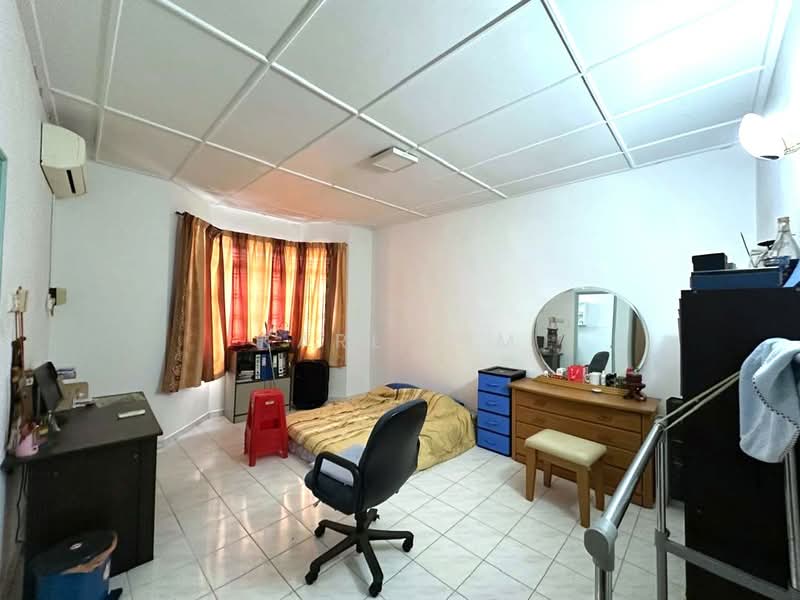 Rumah Teres 2 Tingkat untuk Dijual di Permas Jaya (Johor Bahru) - Karl Lim - Bedroom - PropertyGuru.com.my