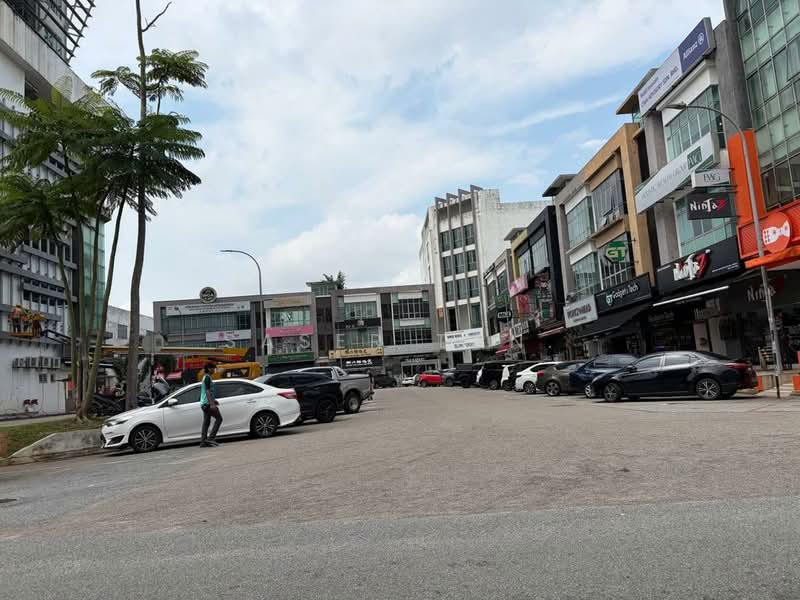 Shop / Office for Sale in Taman Mount Austin (Tebrau) - SASER TAN. - Exterior - PropertyGuru.com.my