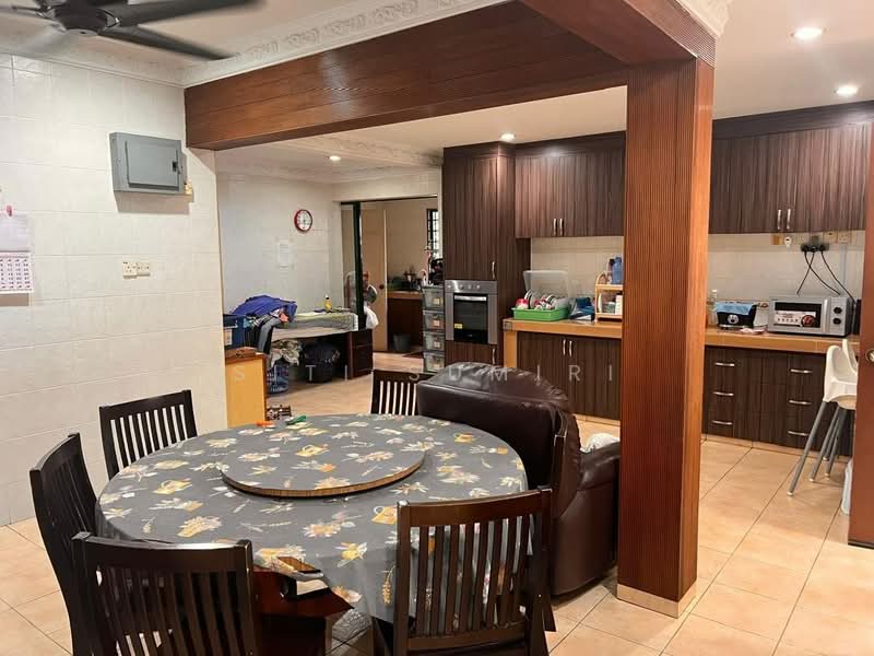 Bungalow for Rent in Kota Kemuning (Shah Alam) - Siti Sumiri - Kitchen - PropertyGuru.com.my