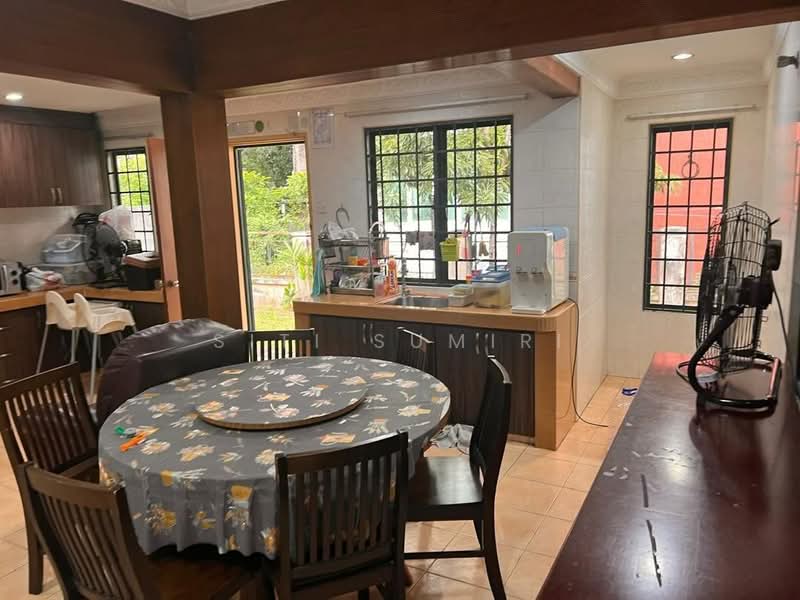 Bungalow for Rent in Kota Kemuning (Shah Alam) - Siti Sumiri - Kitchen - PropertyGuru.com.my