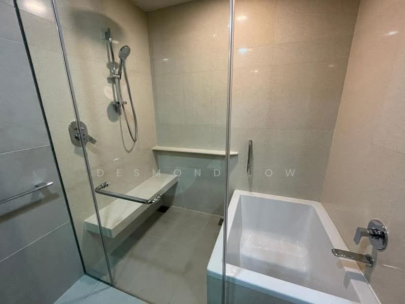 Kediaman Servis untuk Disewa di Stonor 3 - Desmond Low - Bathroom - PropertyGuru.com.my