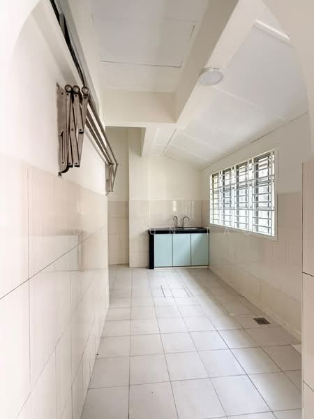 Rumah Teres 2 Tingkat untuk Disewa di Jementah (Johor) - Foo Jun Tao - Kitchen - PropertyGuru.com.my