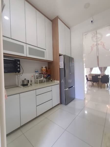 Rumah Teres 2-Tingkat untuk Dijual di Eco Majestic (Semenyih) - CK Law - Kitchen - PropertyGuru.com.my