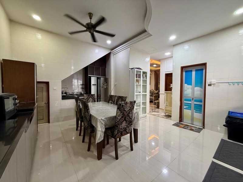 Rumah Teres 2 Tingkat untuk Dijual di Saujana Impian (Kajang) - Zuraidah Dan - Kitchen - PropertyGuru.com.my