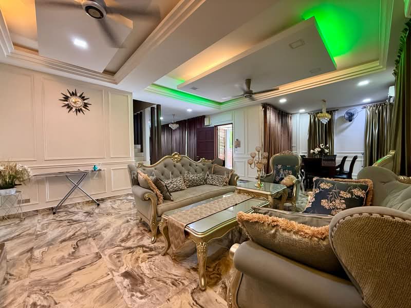 Rumah Teres 2 Tingkat untuk Dijual di Saujana Impian (Kajang) - Zuraidah Dan - Living Room - PropertyGuru.com.my