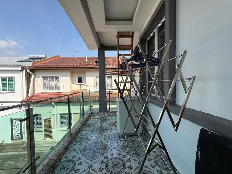 Rumah Teres 2 Tingkat untuk Dijual di Saujana Impian (Kajang) - Zuraidah Dan - Balcony - PropertyGuru.com.my