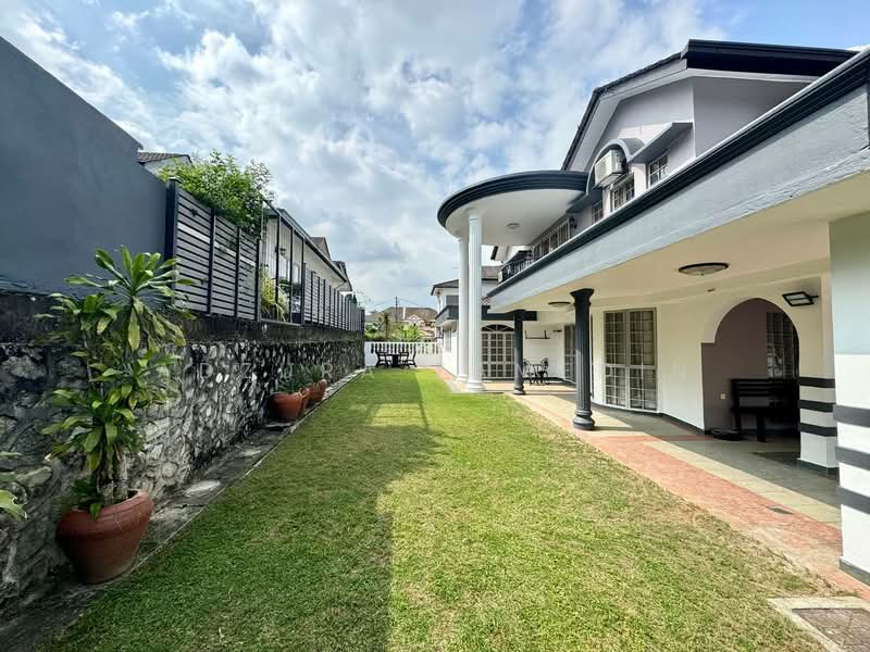 Rumah Berkembar untuk Dijual di Seksyen 9 (Shah Alam) - Adzura Zamedin - Exterior - PropertyGuru.com.my