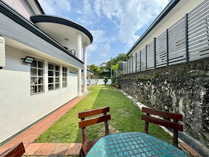 Rumah Berkembar untuk Dijual di Seksyen 9 (Shah Alam) - Adzura Zamedin - Exterior - PropertyGuru.com.my