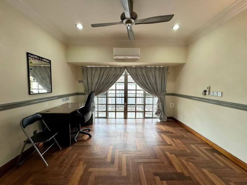 Rumah Berkembar untuk Dijual di Seksyen 9 (Shah Alam) - Adzura Zamedin - Study - PropertyGuru.com.my
