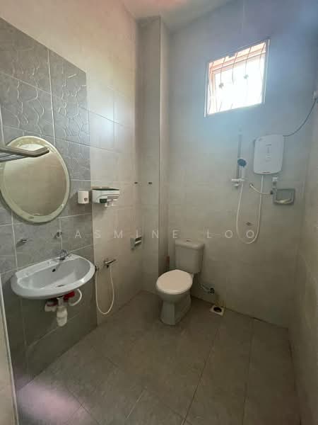 Semi-Detached House for Rent in Kulim (Kedah) - Jasmine Loo - Bathroom - PropertyGuru.com.my