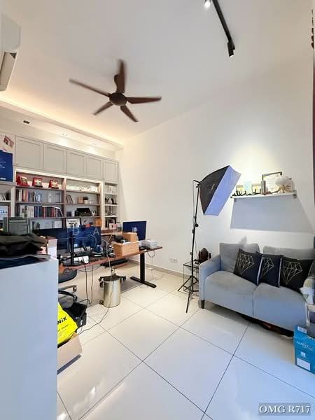 Semi-Detached House for Sale in Setia Alam (Selangor) - Darren Go - Study - PropertyGuru.com.my