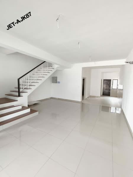 Rumah Teres 2 Tingkat untuk Dijual di Bukit Raja (Selangor) - Darren Go - Interior - PropertyGuru.com.my