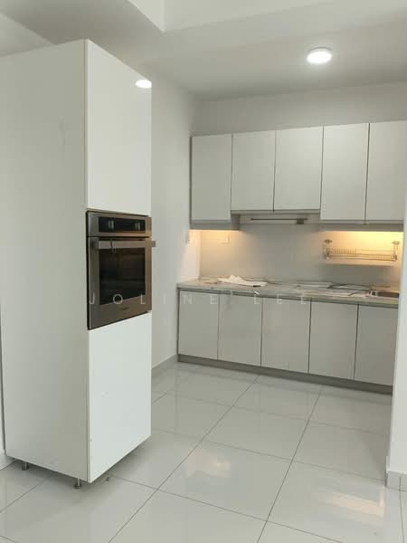 Pangsapuri untuk Dijual di Austin Suites (Permata Austin) - Joline Lee - Kitchen - PropertyGuru.com.my