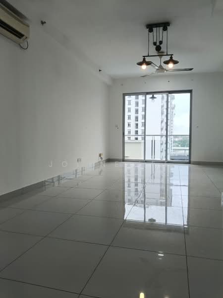 Pangsapuri untuk Dijual di Austin Suites (Permata Austin) - Joline Lee - Living Room - PropertyGuru.com.my