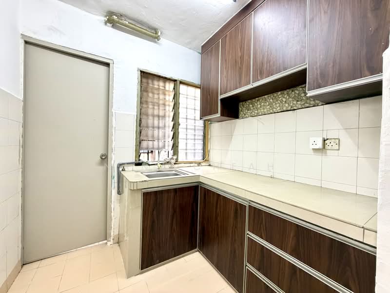 Apartment for Sale at Apartment Idaman - Nana Cheah - PropertyGuru.com.my