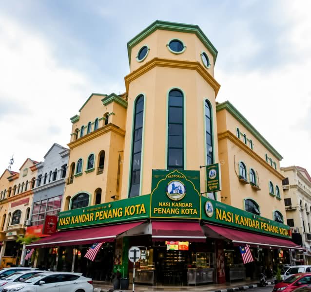 Shop for Rent in Dataran Sunway (Kota Damansara) - Roland Long - Exterior - PropertyGuru.com.my