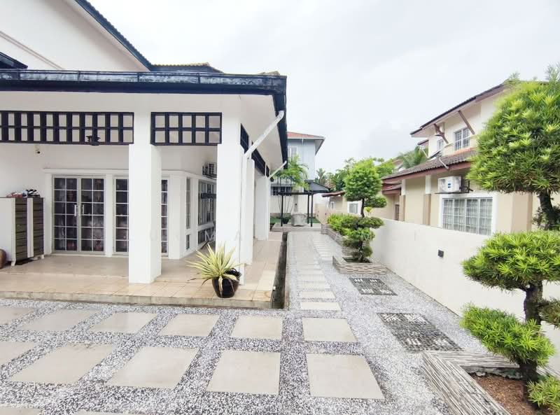 Bungalow for Sale in Bandar Bukit Mahkota (Bangi) - Luqman Ramli - Exterior - PropertyGuru.com.my