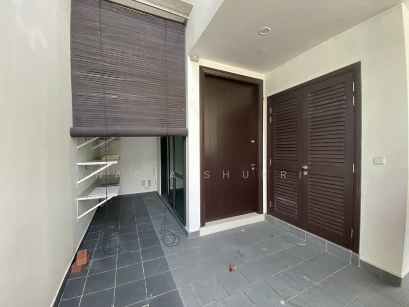Rumah Berkembar untuk Dijual di Setia Eco Glades (Cyberjaya) - Nadia Shukri - Entrance - PropertyGuru.com.my