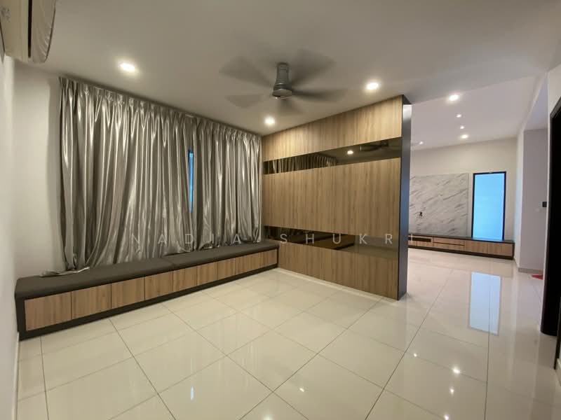 Rumah Berkembar untuk Dijual di Setia Eco Glades (Cyberjaya) - Nadia Shukri - Living Room - PropertyGuru.com.my