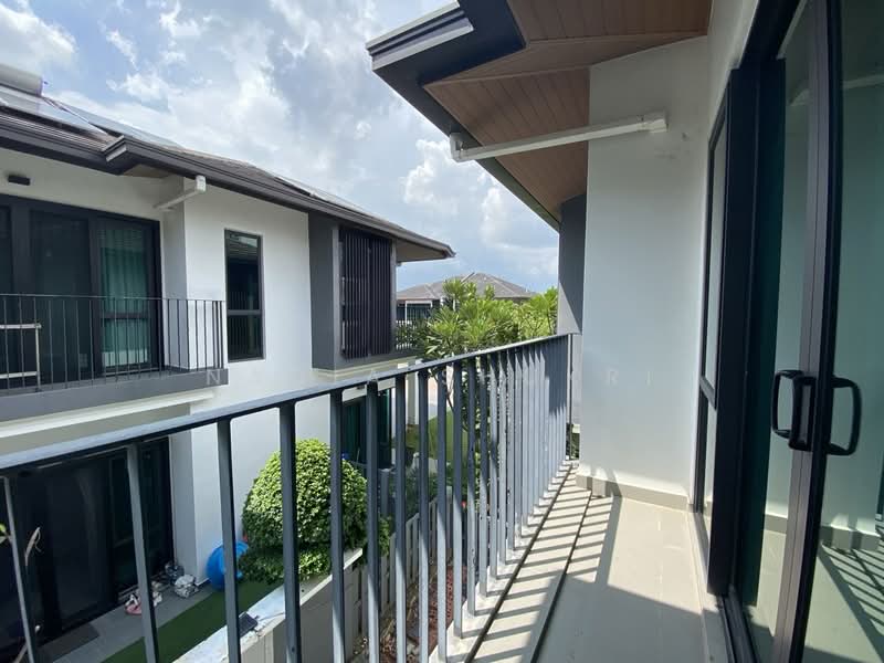 Rumah Berkembar untuk Dijual di Setia Eco Glades (Cyberjaya) - Nadia Shukri - Balcony - PropertyGuru.com.my