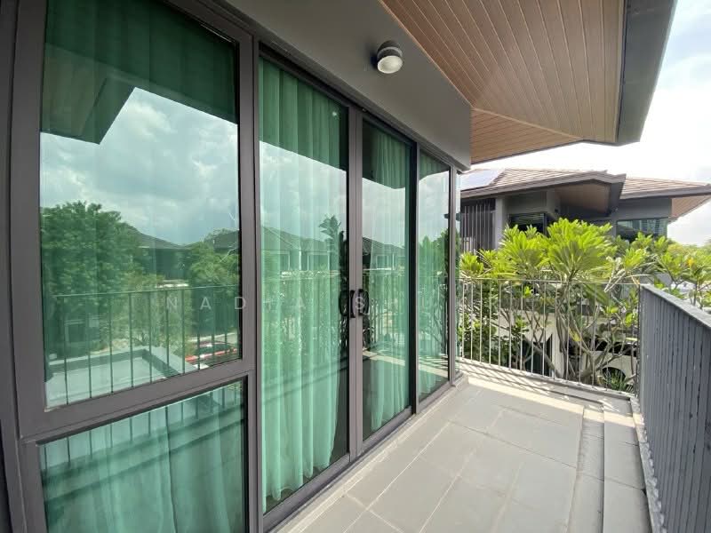 Rumah Berkembar untuk Dijual di Setia Eco Glades (Cyberjaya) - Nadia Shukri - Balcony - PropertyGuru.com.my
