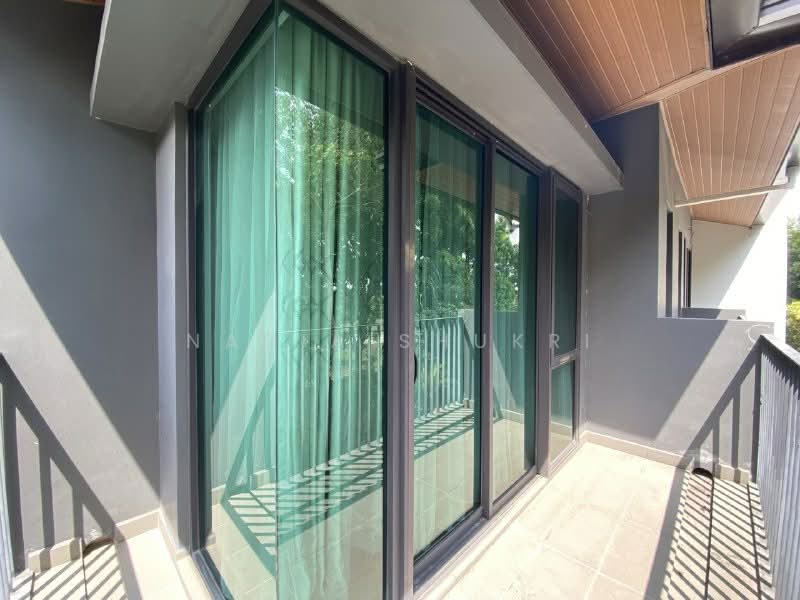 Rumah Berkembar untuk Dijual di Setia Eco Glades (Cyberjaya) - Nadia Shukri - Balcony - PropertyGuru.com.my