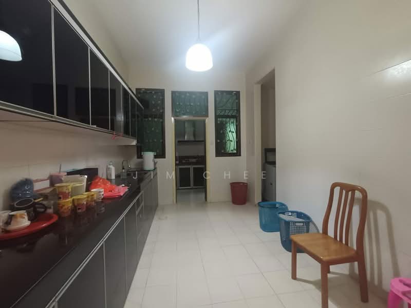 Rumah Berkembar untuk Dijual di Bandar Indahpura (Kulai) - Jim Chee - Kitchen - PropertyGuru.com.my