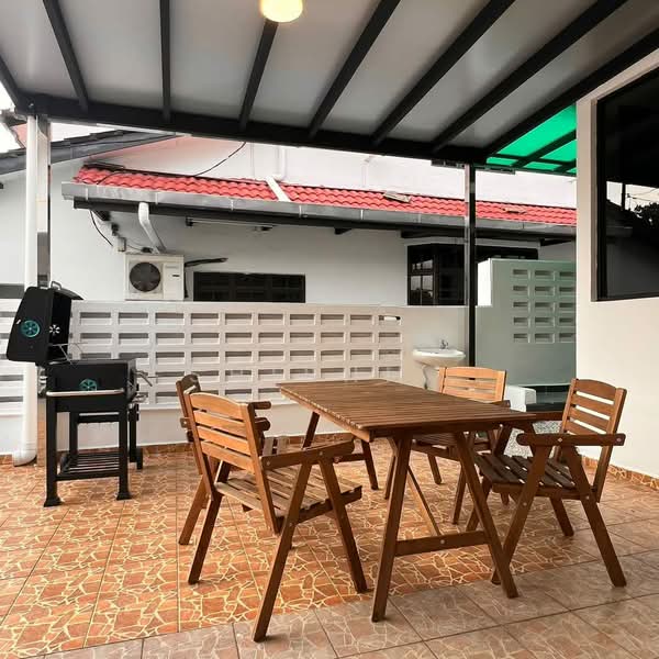 Semi-Detached House for Sale in Taman Johor Jaya (Johor Bahru) - Shishi . - PropertyGuru.com.my